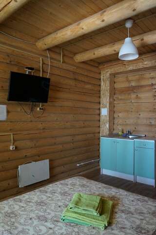 База отдыха Займище Казань Двухместный номер с 1 кроватью или 2 отдельными кроватями и общей ванной комнатой-5